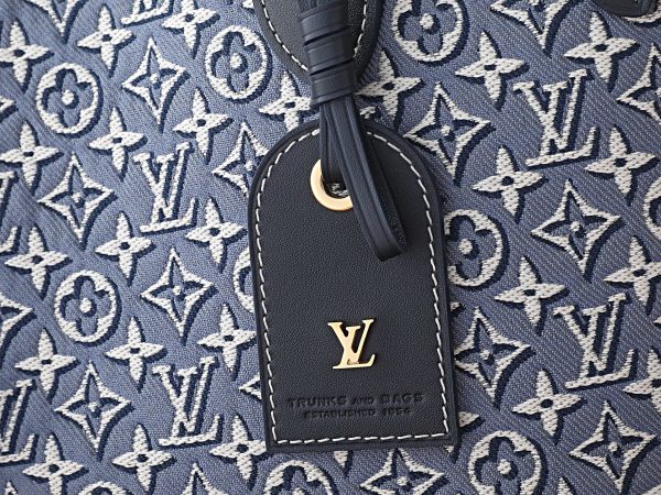 LV Flight Mode Neverfull BC