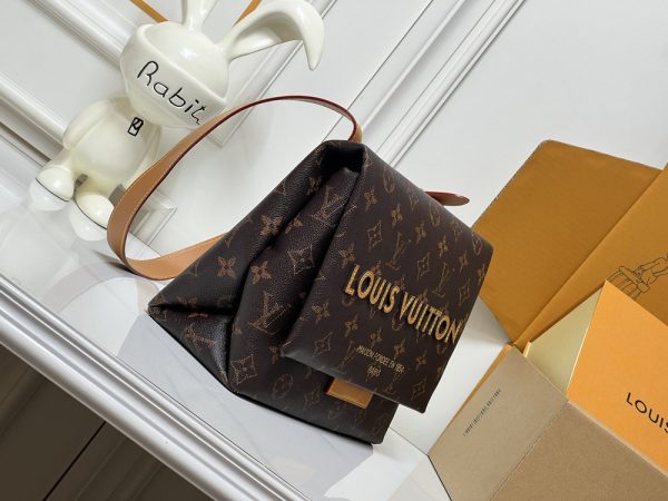 LV Take Out Messenger Bag M28113-M28112 BC
