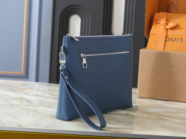 LV Takeoff Pouch LV Aerogram M25955 BC