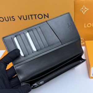LV Monogram Shadow Brazza Wallet KK01350