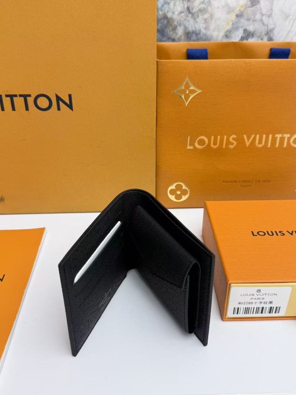 LV Slender Wallet KK01050