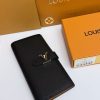 LV Capucines Vertical Wallet KK01650