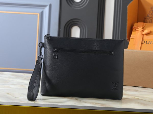 LV Takeoff Pouch LV Aerogram M25955 BC