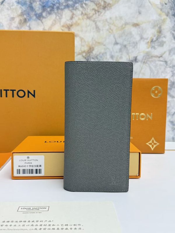 LV Brazza Wallet KK01250