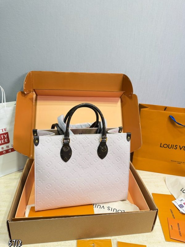 LV OnTheGo MM Monogram Vernis Bag C2301750