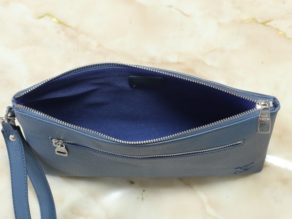 LV Takeoff Pouch LV Aerogram M25955 BC