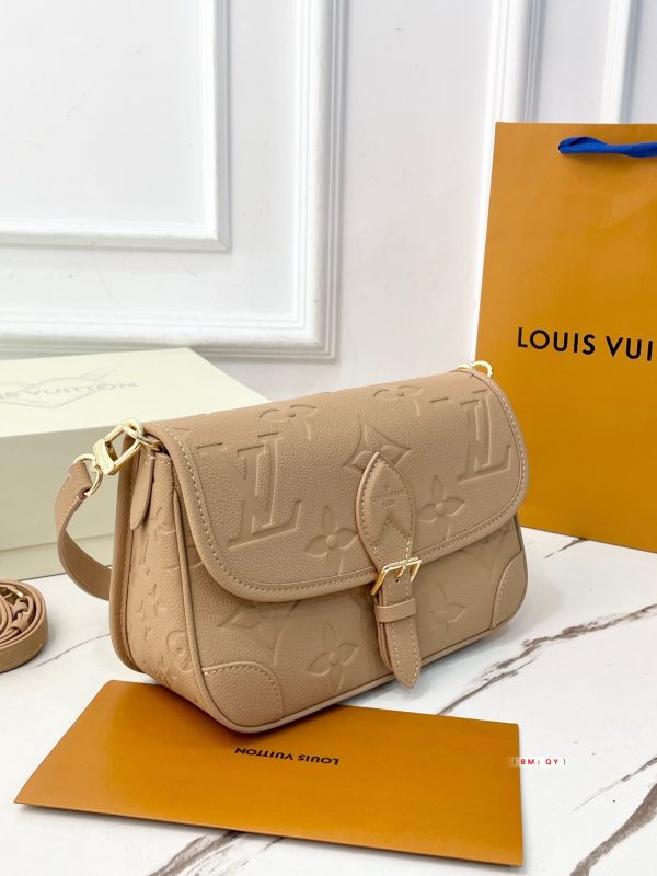 LV Back To School Diane LV269152 QA