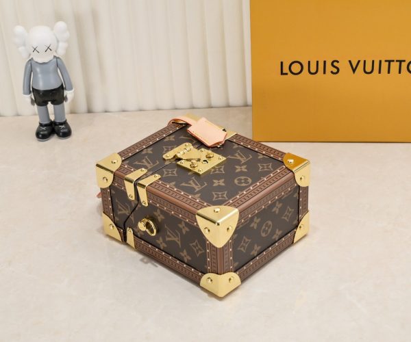 LV Camera Box Monogram Canvas Bag M10079 BC