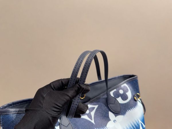 LV Escale Neverfull MM C2301350