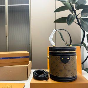 LV Cannes Monogram Reverse Handbag C2301450