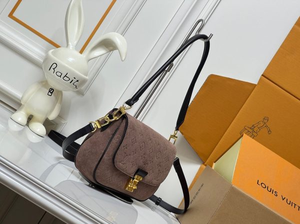 LV Pochette Métis Soft Suede Bag M2A185-M29783-M2A332 BC