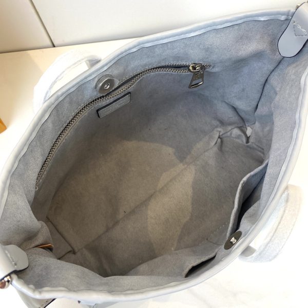 LV CarryAll Cargo Vibe MM Bag M24861-M46203 BC