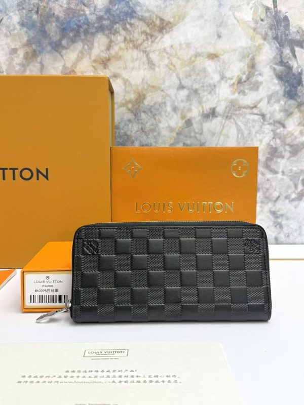 LV Zippy XL Wallet KK01650