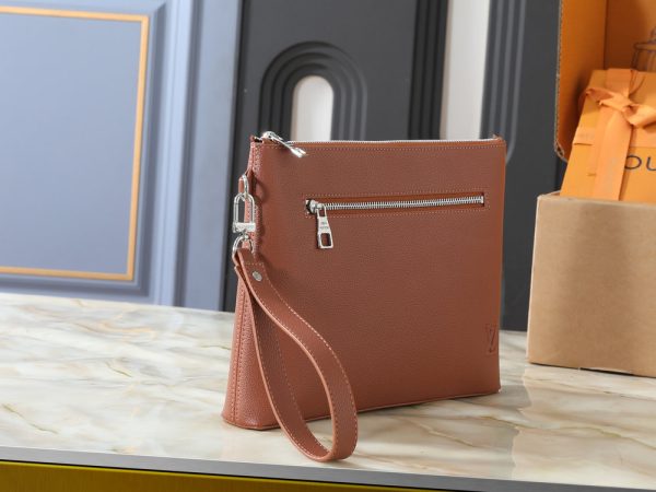 LV Takeoff Pouch LV Aerogram M25955 BC