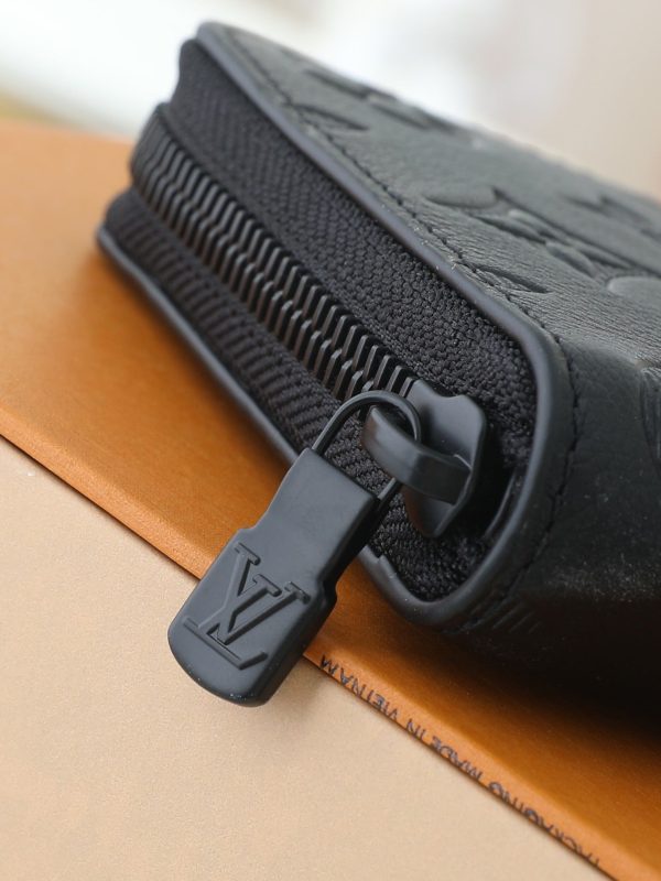 LV Zippy Wallet KK02050
