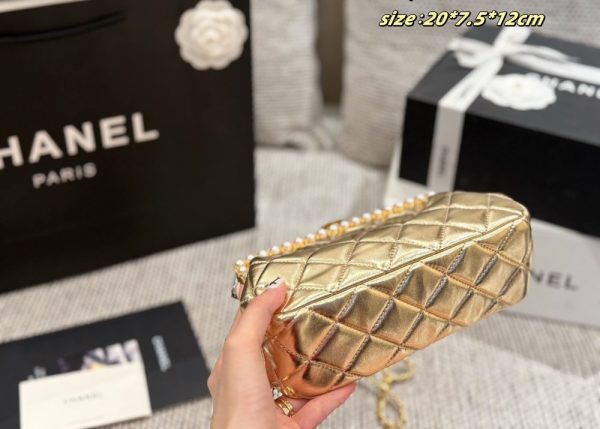 CN Pearl Clutch With Chain Metallic Gold C2301250