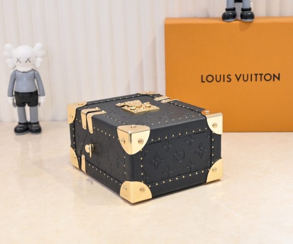 LV Camera Box Monogram Canvas Bag M10079 BC