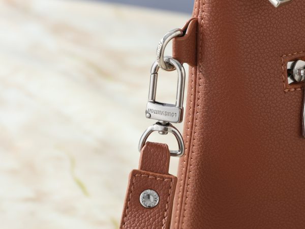 LV Takeoff Pouch LV Aerogram M25955 BC