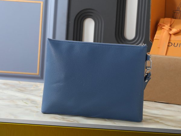 LV Takeoff Pouch LV Aerogram M25955 BC