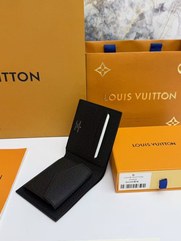 LV Damier Ebene Bifold Wallet KK01050