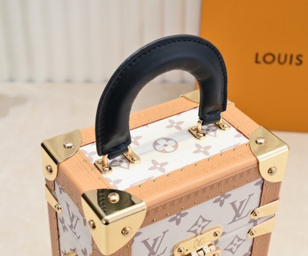 LV Camera Box Monogram Canvas Bag M10079 BC