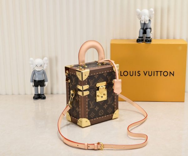 LV Camera Box Monogram Canvas Bag M10079 BC