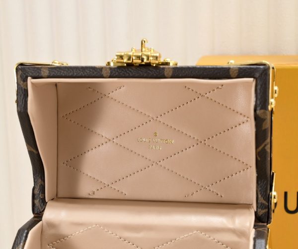 LV Camera Box Monogram Canvas Bag M10079 BC