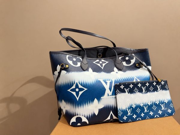LV Escale Neverfull MM C2301350