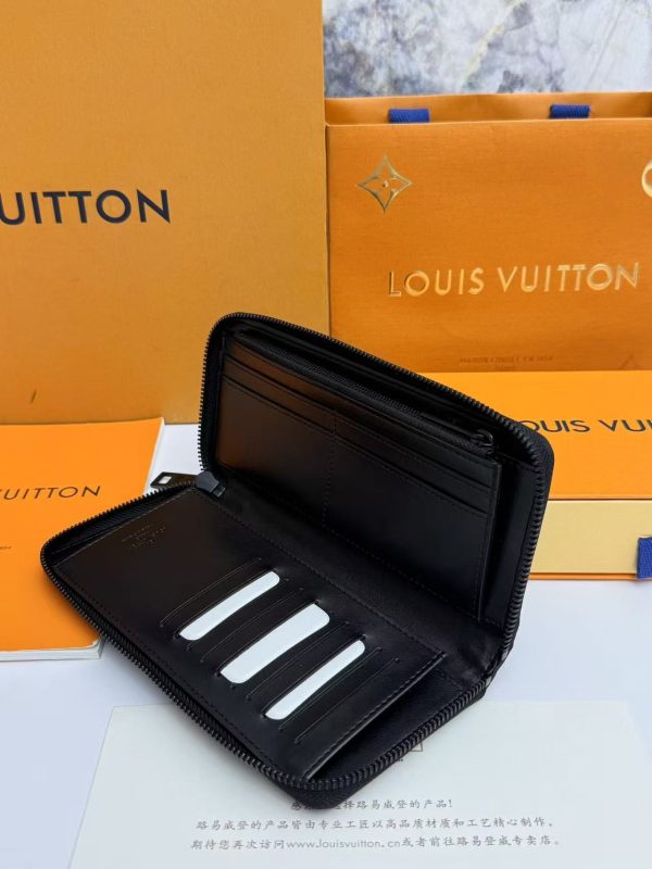LV Zippy Wallet Vertical KK01650