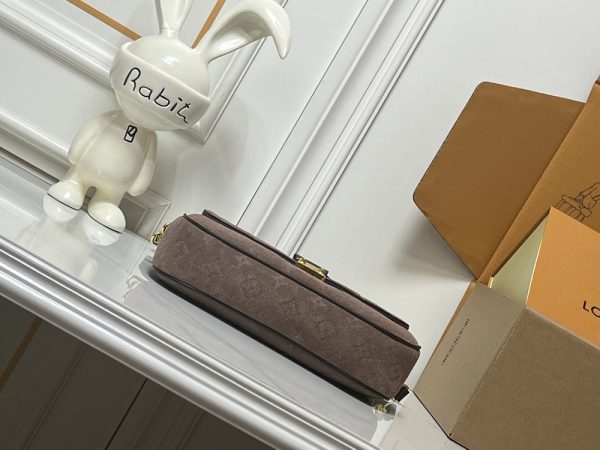 LV Pochette Métis Soft Suede Bag M2A185-M29783-M2A332 BC