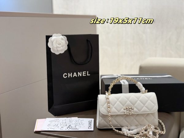 CN 25S Kelly Clutch with Chain Top Handle C2301350
