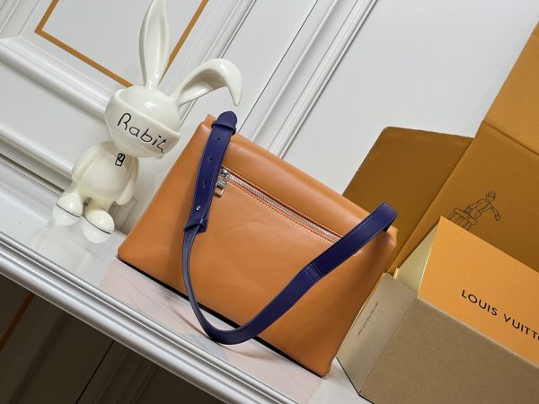 LV Take Out Messenger Bag M28113-M28112 BC