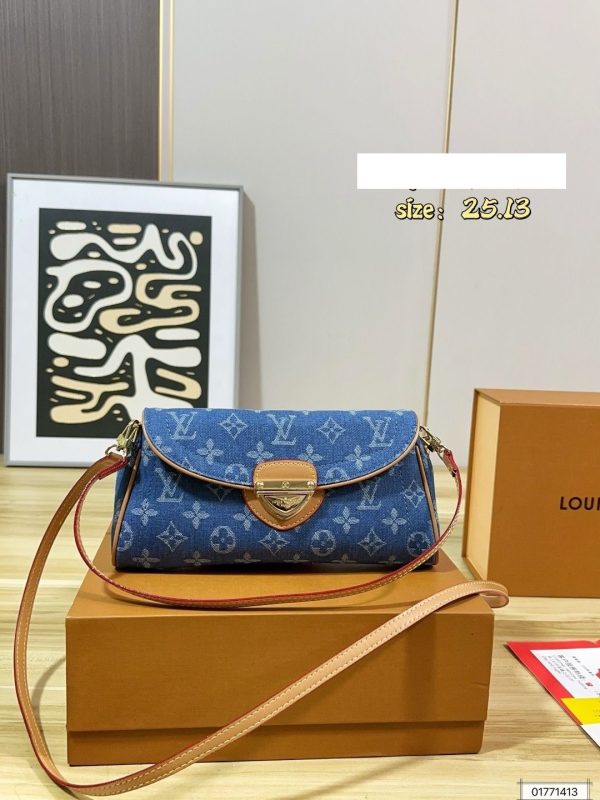 LV Monogram Shoulder Bag C2301150