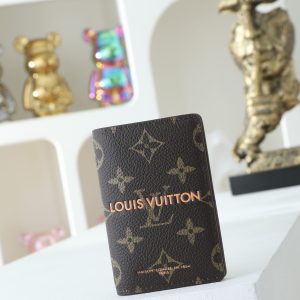 LV Pocket Organizer Crafted in The Signature Brown Monogram Canvas KK01150