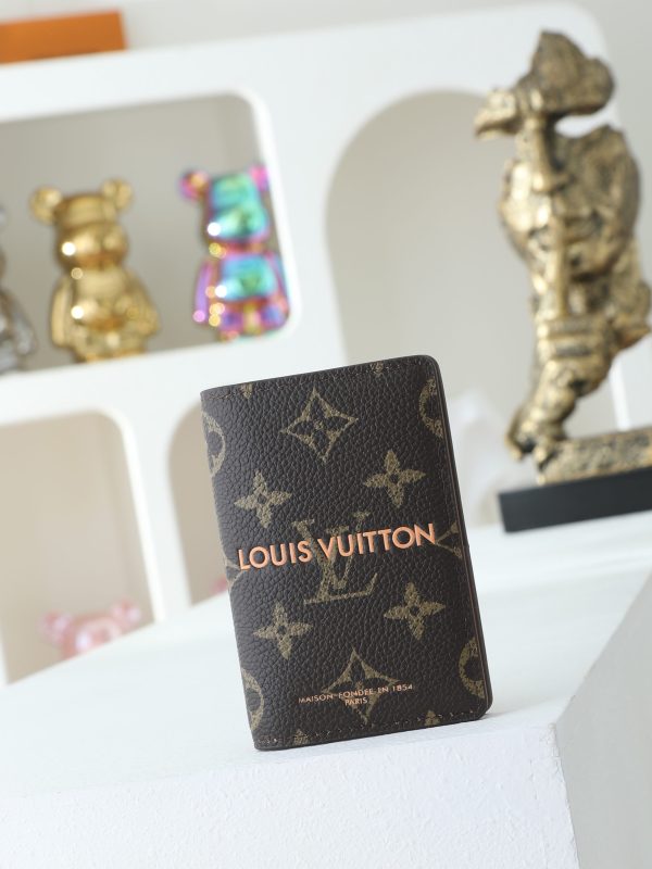 LV Pocket Organizer Crafted in The Signature Brown Monogram Canvas KK01150