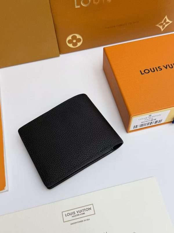 LV Aerogram Multiple Wallet ‘Black’ KK01050