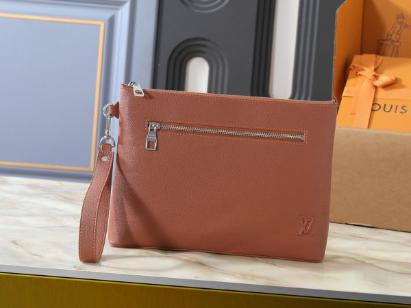 LV Takeoff Pouch LV Aerogram M25955 BC