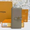 LV Capucines Vertical Wallet KK01650
