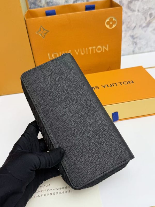 LV Zippy Wallet Vertical KK01650