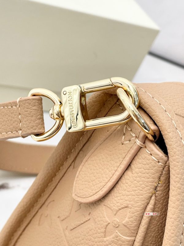 LV Back To School Diane LV269152 QA