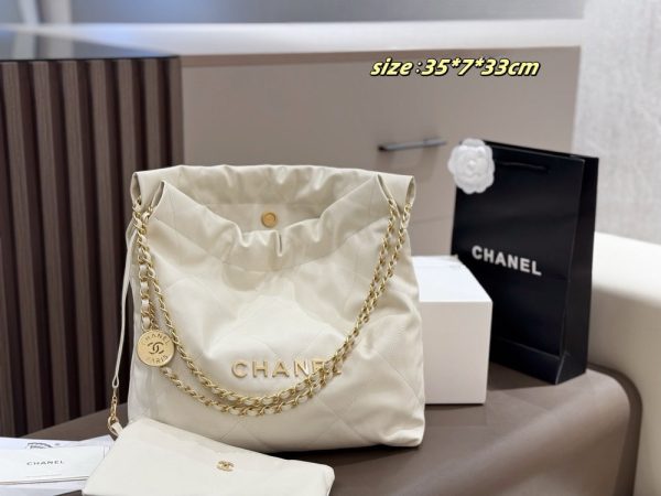 CN 22 Small Bag Shiny Calfskin White C2301650