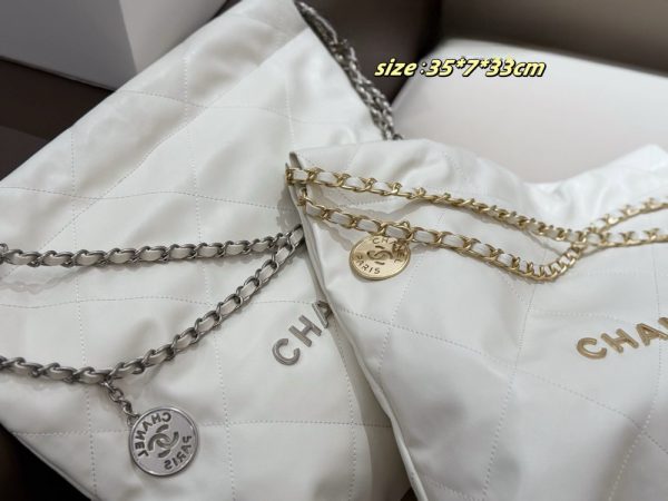 CN 22 Small Bag Shiny Calfskin White C2301650