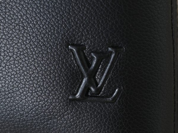 LV Takeoff Pouch LV Aerogram M25955 BC