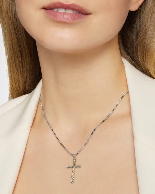 Halloween Style Ideas: Jewelry, Bags, Shoes & Apparel at Chic 7 images 3