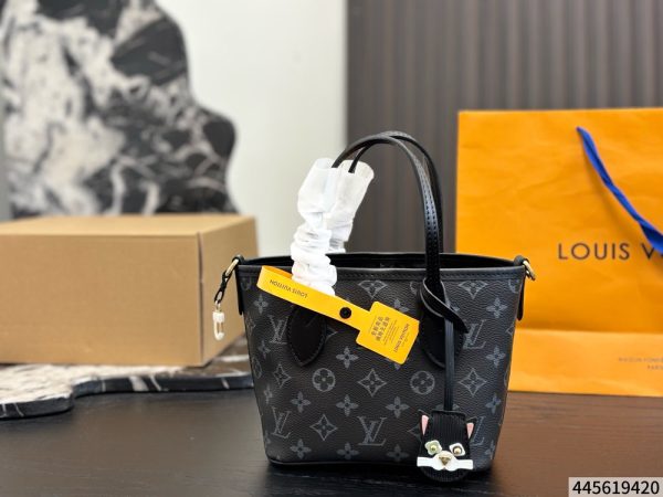 LV Neverfull BB Bag C2301450