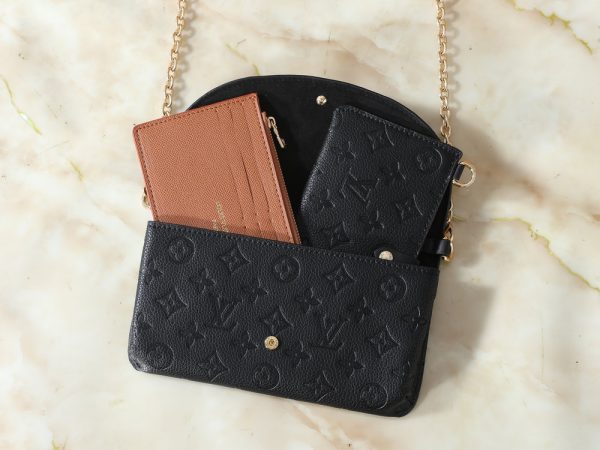 LV Wallet On Chain Trotter Bag M27242 BC