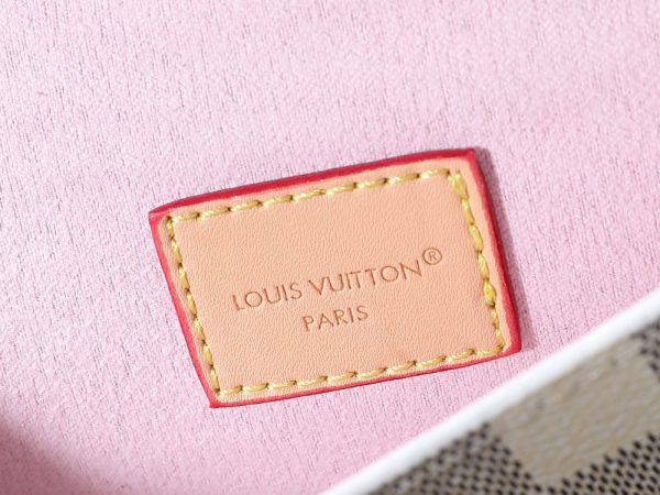 LV Wallet On Chain Trotter Bag M27242 BC
