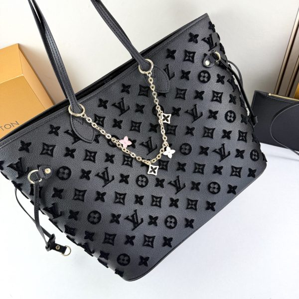 LV Neverfull MM Bag M45686 BC