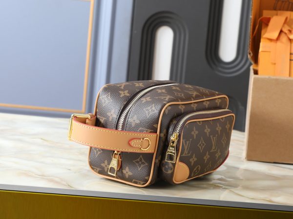 LV Locker Dopp Kit Cargo M2A501 BC