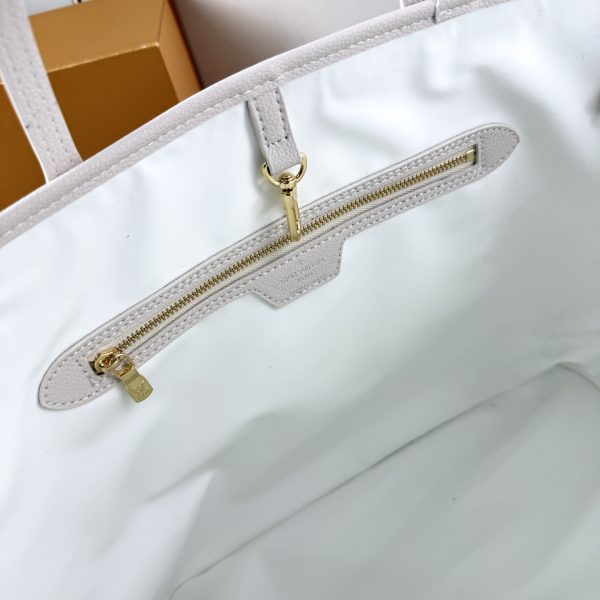 LV Neverfull MM Bag M45686 BC